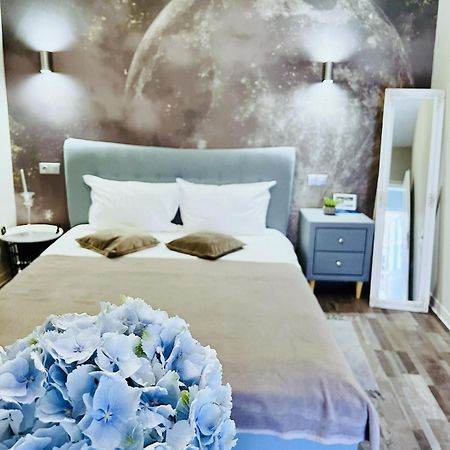 Moon And Sun Apartments 锡比乌 外观 照片
