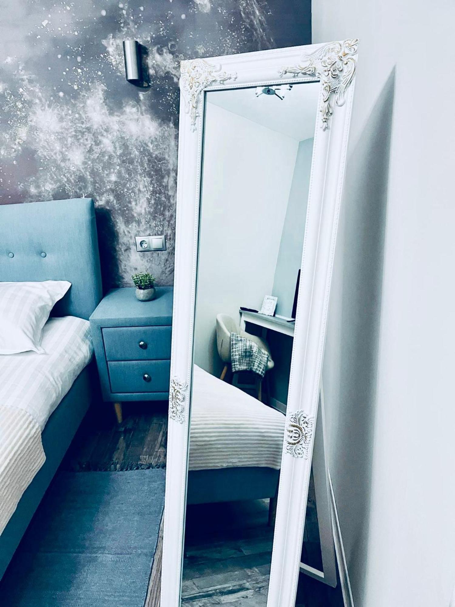 Moon And Sun Apartments 锡比乌 外观 照片